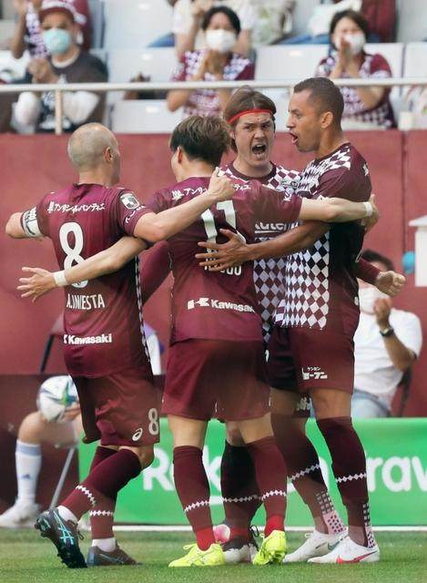 开云体育中国-大英名宿王牌节目中吐槽 中甲联赛爆成国际网红